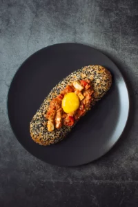 Bagel de Jérusalem rempli de shakshuka
